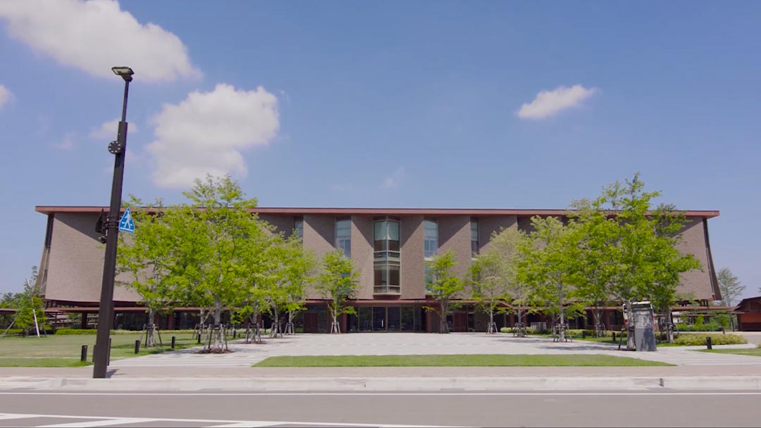 本のある風景 ―公共図書館のこれから―　石川県立図書館
